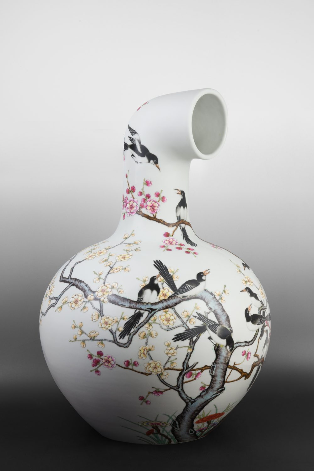 MadeIn Curved Vase - Vault-of-Heaven Vase with Magpie Pattern, Qianlong Period, Qing Dynasty